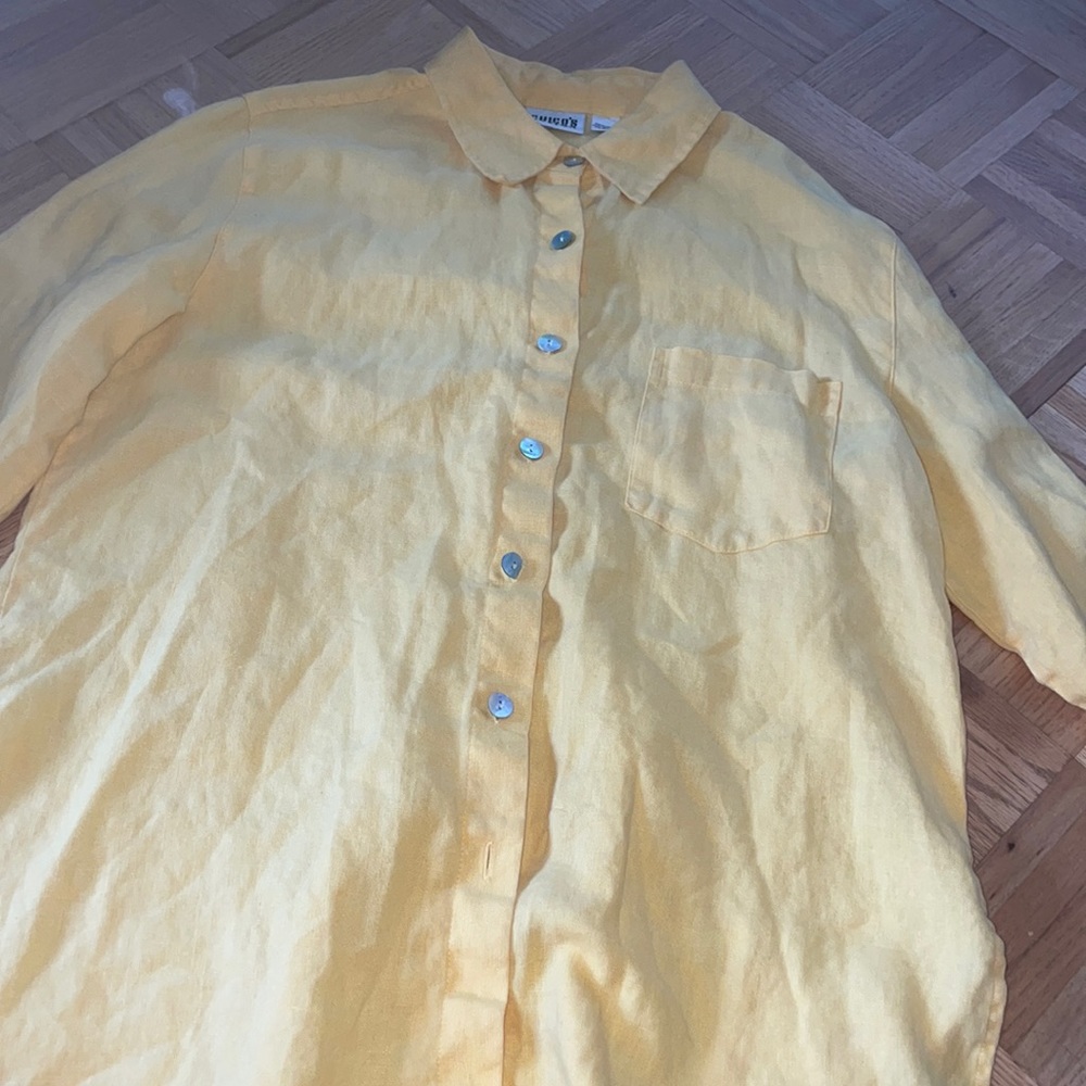 3/4 sleeve linen button down